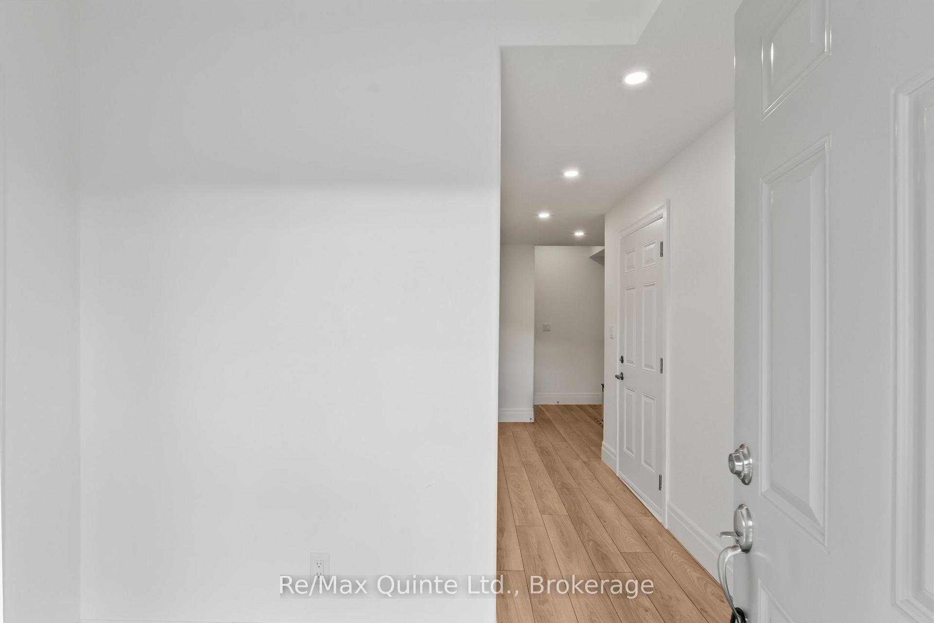 Photo 5 of 107 Buchanan Avenue, Prince Edward County, Picton Ward — HOMEH