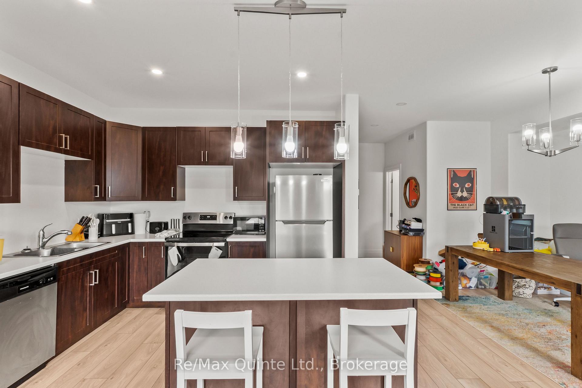 Photo 12 of 107 Buchanan Avenue, Prince Edward County, Picton Ward — HOMEH