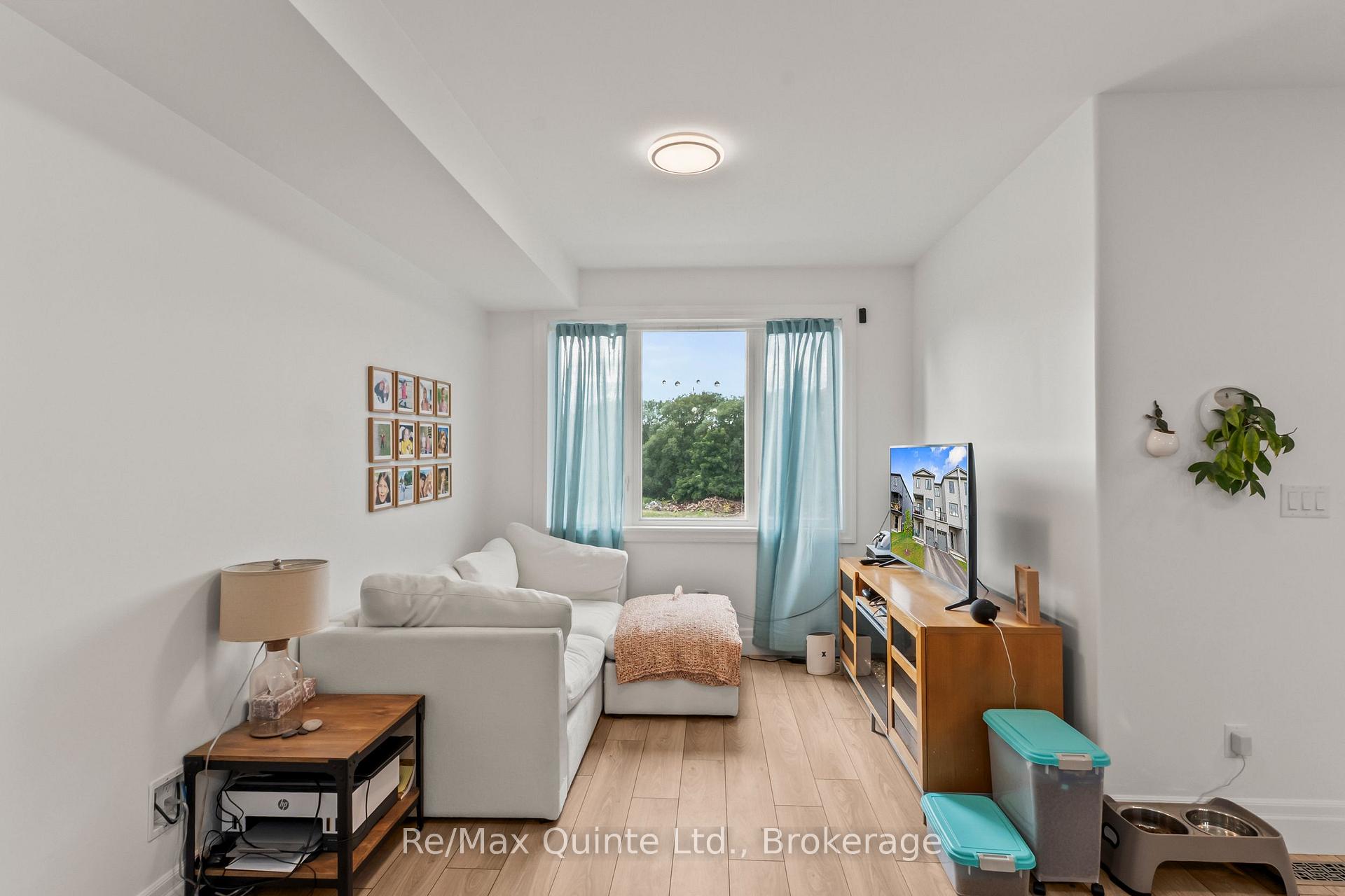 Photo 16 of 107 Buchanan Avenue, Prince Edward County, Picton Ward — HOMEH