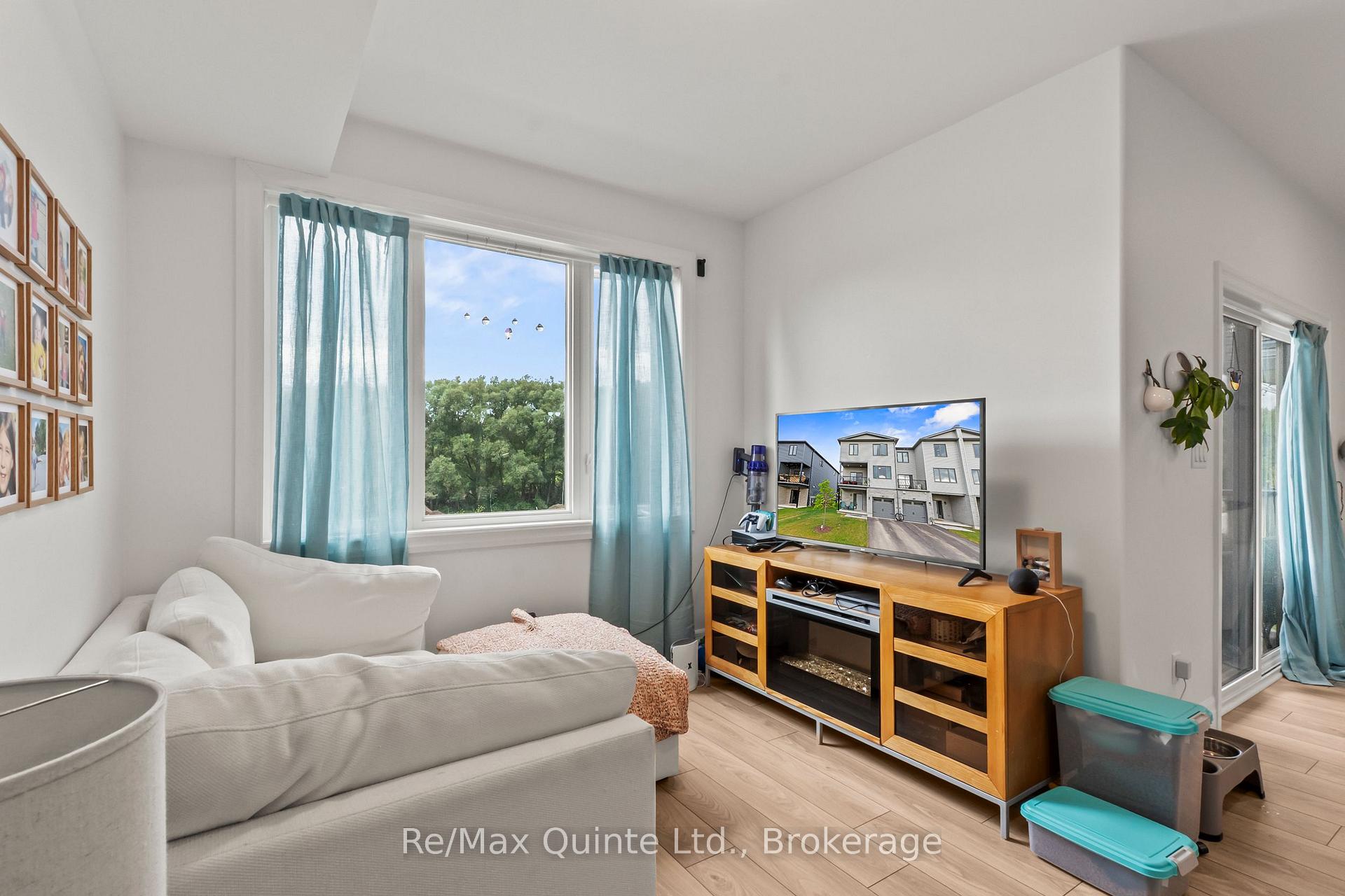Photo 17 of 107 Buchanan Avenue, Prince Edward County, Picton Ward — HOMEH