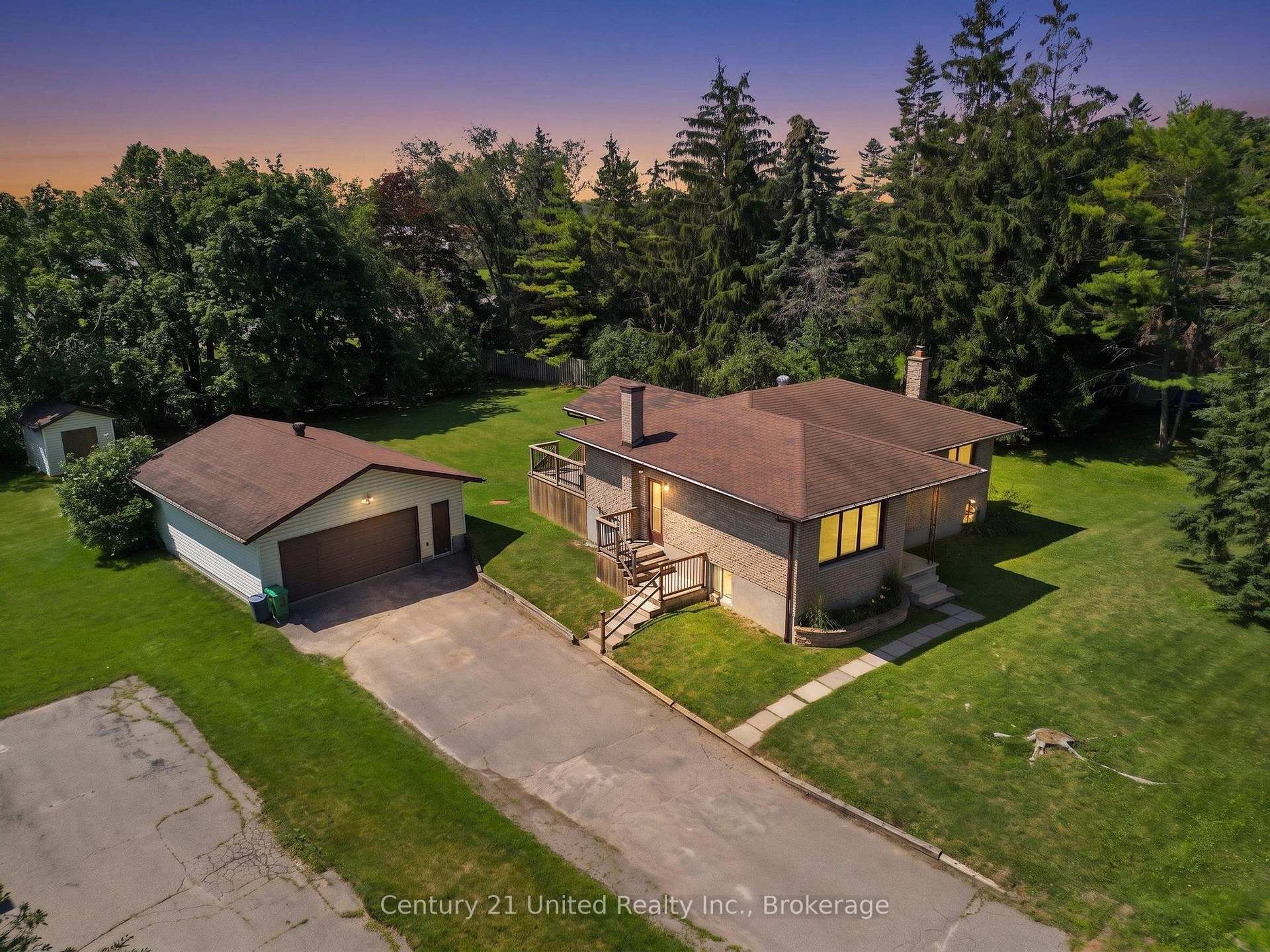 Photo 1 of 815 Stewart Drive, Peterborough, Ashburnham Ward 4 — HOMEH