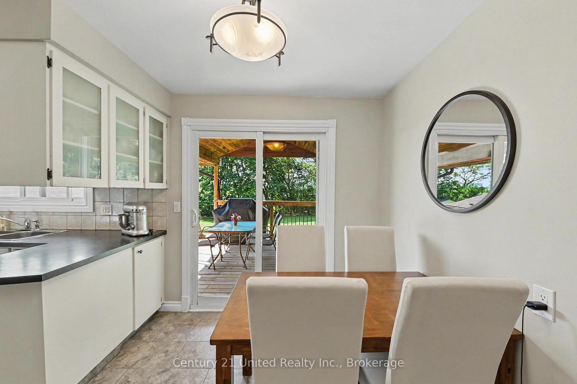 Photo 6 of 815 Stewart Drive, Peterborough, Ashburnham Ward 4 — HOMEH