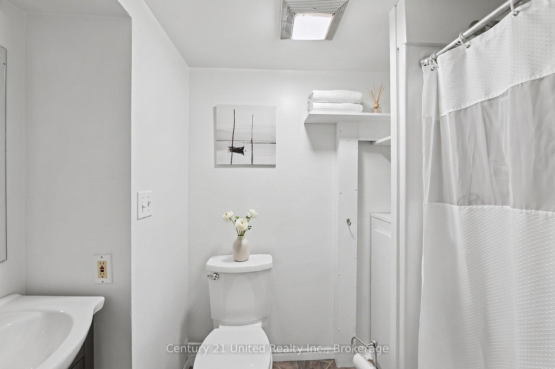 Photo 18 of 815 Stewart Drive, Peterborough, Ashburnham Ward 4 — HOMEH
