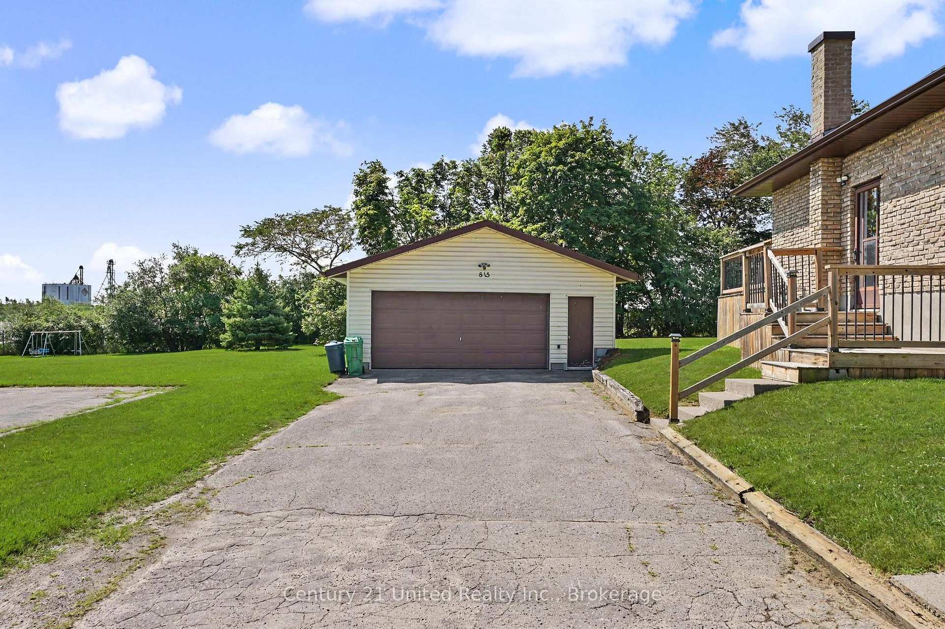 Photo 27 of 815 Stewart Drive, Peterborough, Ashburnham Ward 4 — HOMEH
