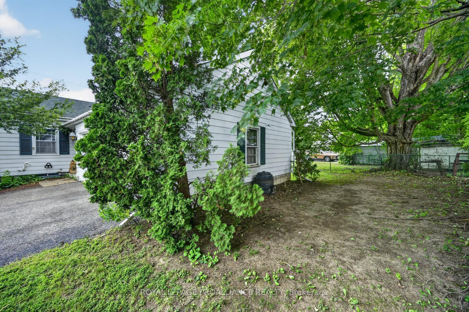 Photo 5 of 390 James Street W, Prescott, Prescott — HOMEH