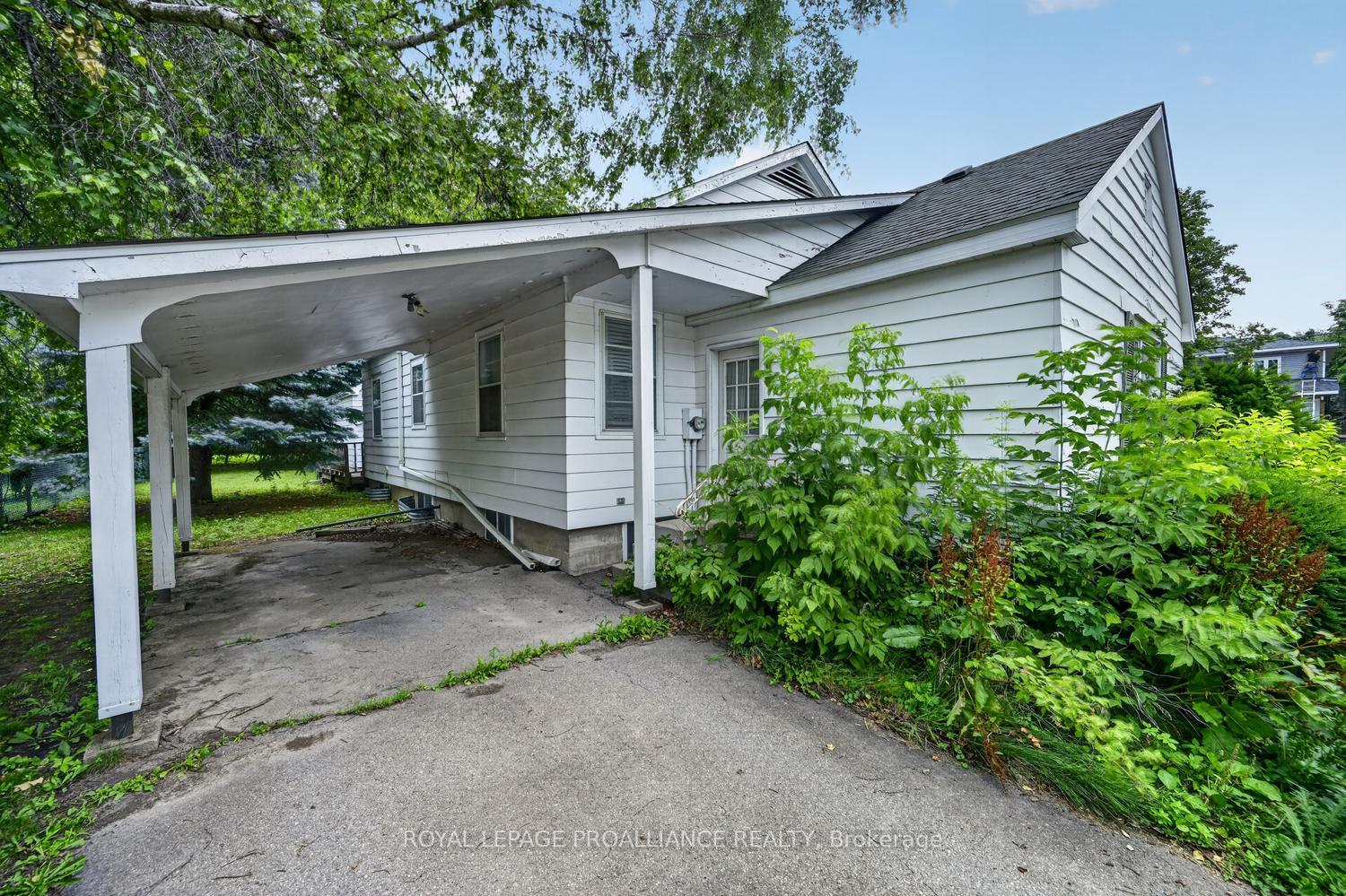 Photo 10 of 390 James Street W, Prescott, Prescott — HOMEH