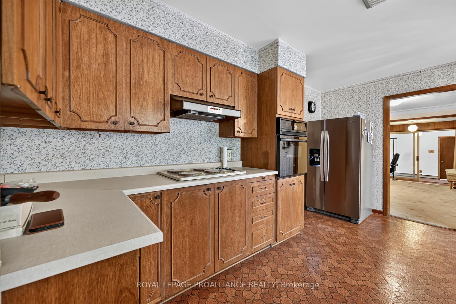 Photo 15 of 390 James Street W, Prescott, Prescott — HOMEH