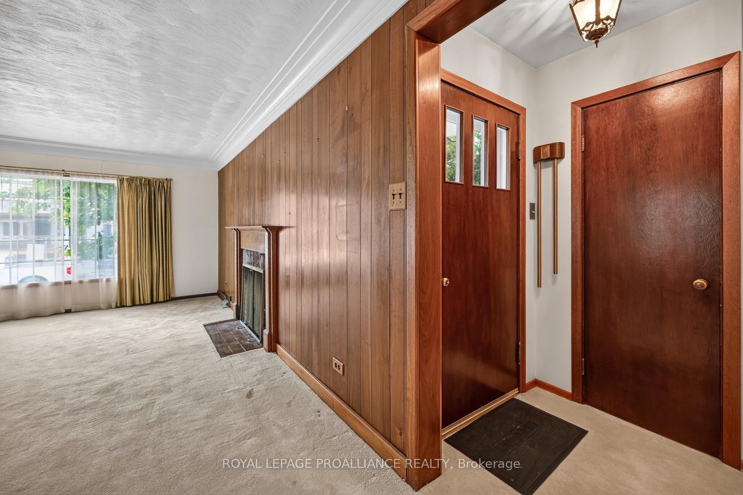 Photo 23 of 390 James Street W, Prescott, Prescott — HOMEH