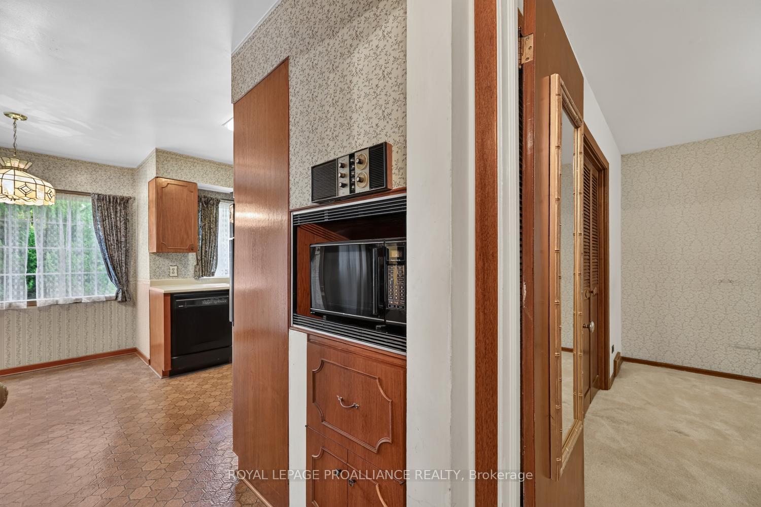Photo 19 of 390 James Street W, Prescott, Prescott — HOMEH