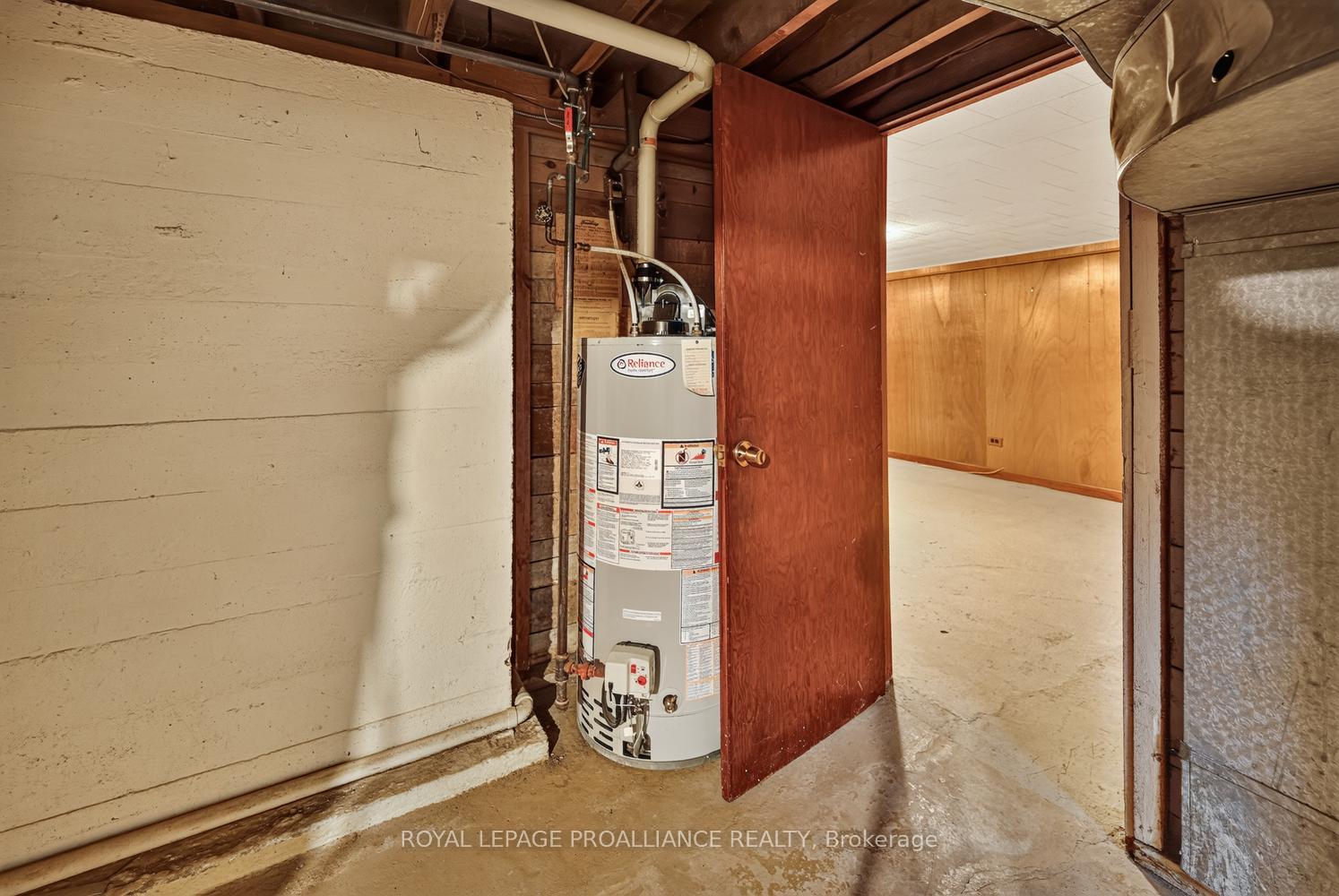 Photo 40 of 390 James Street W, Prescott, Prescott — HOMEH