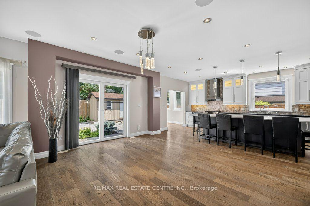 Photo 17 of 236 Neilson Avenue, Waterloo, Downtown Waterloo — HOMEH