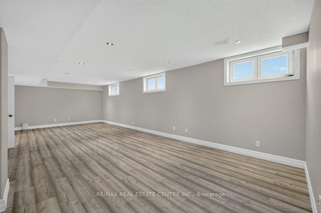 Photo 39 of 236 Neilson Avenue, Waterloo, Downtown Waterloo — HOMEH
