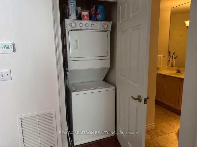 Photo 11 of Unit 714, 980 Yonge Street, Toronto, The Annex — HOMEH