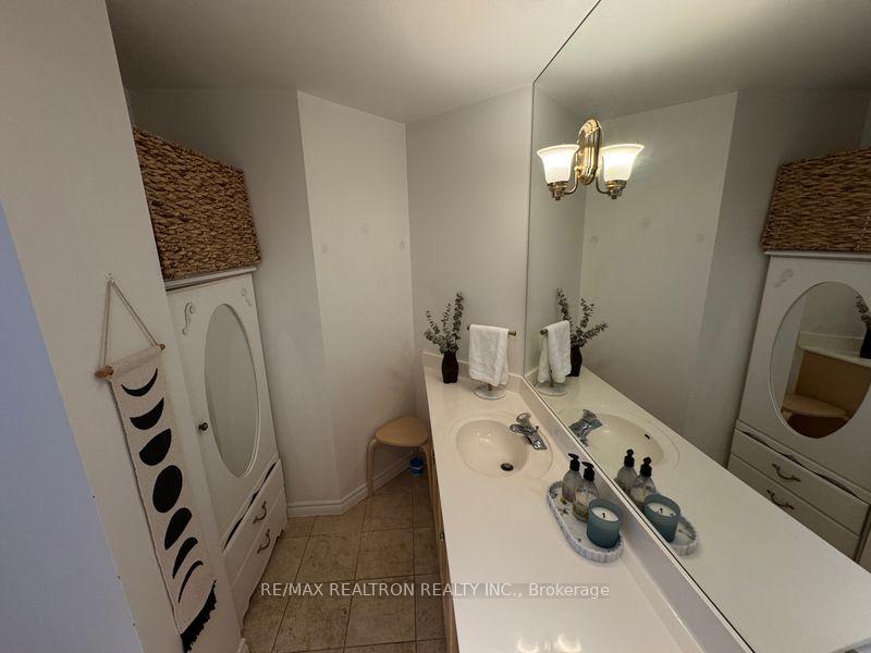 Photo 14 of Unit 714, 980 Yonge Street, Toronto, The Annex — HOMEH