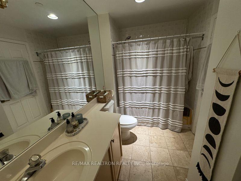 Photo 15 of Unit 714, 980 Yonge Street, Toronto, The Annex — HOMEH