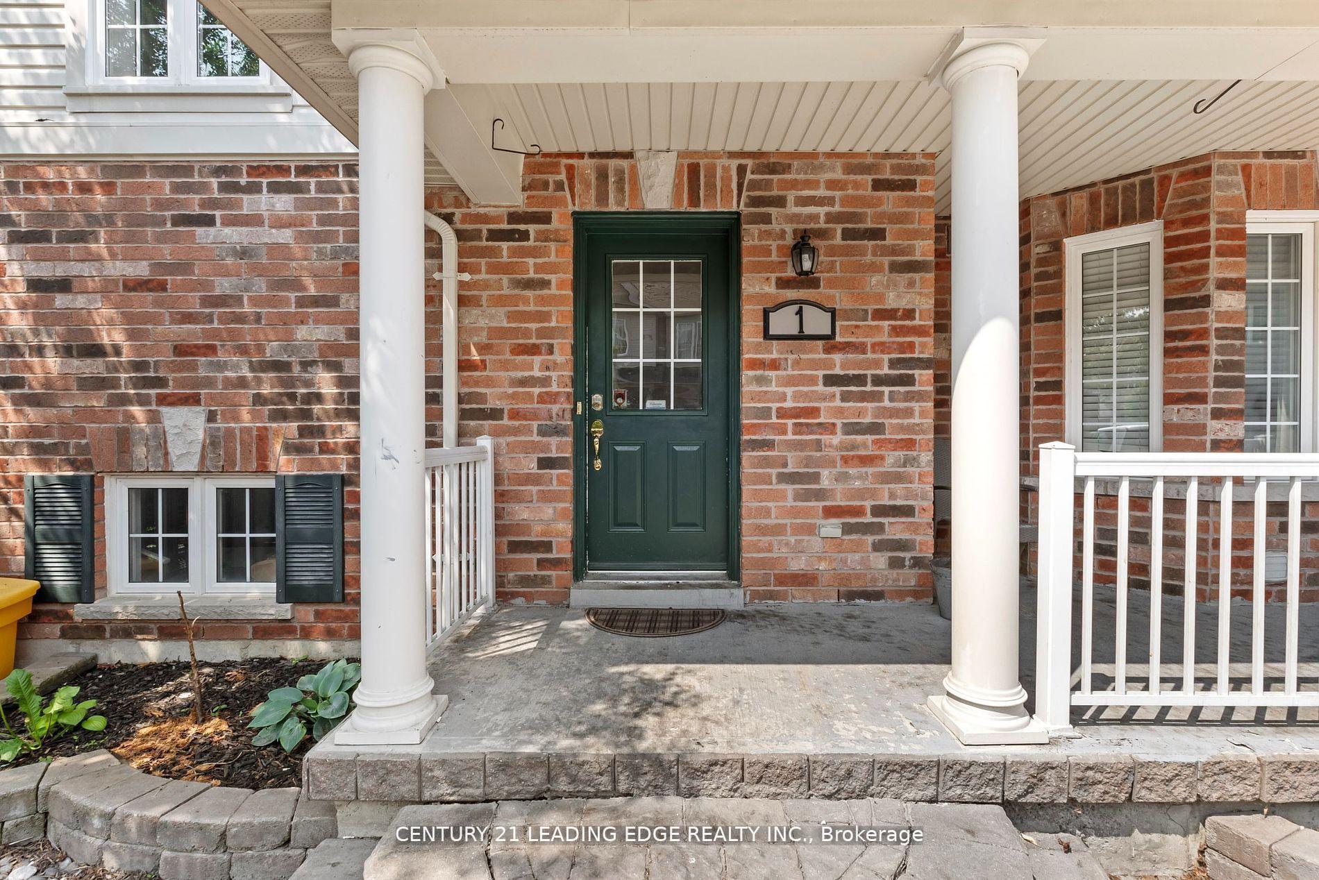 Photo 3 of 1 Delight Way, Whitby, Brooklin — HOMEH