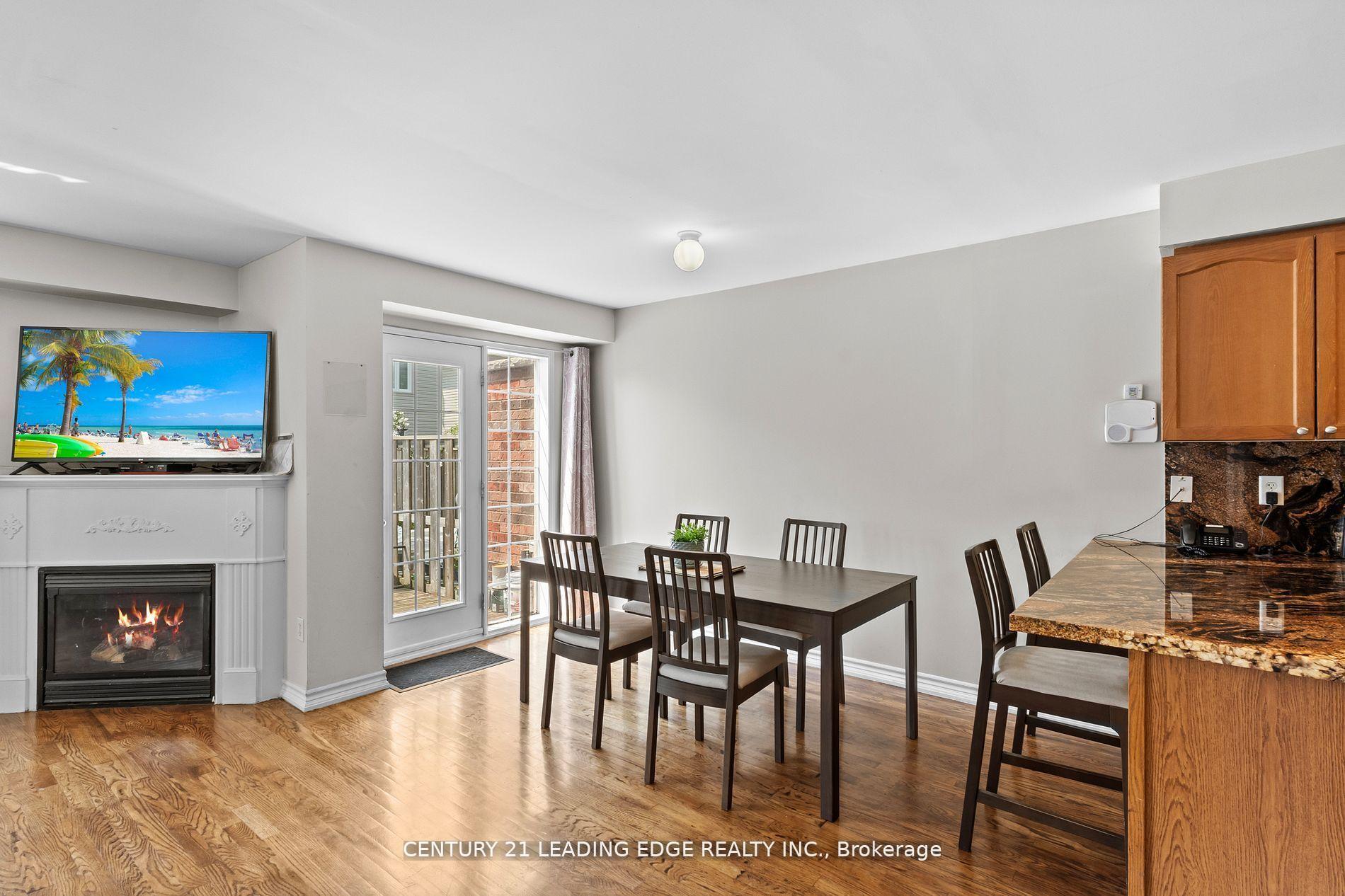 Photo 11 of 1 Delight Way, Whitby, Brooklin — HOMEH