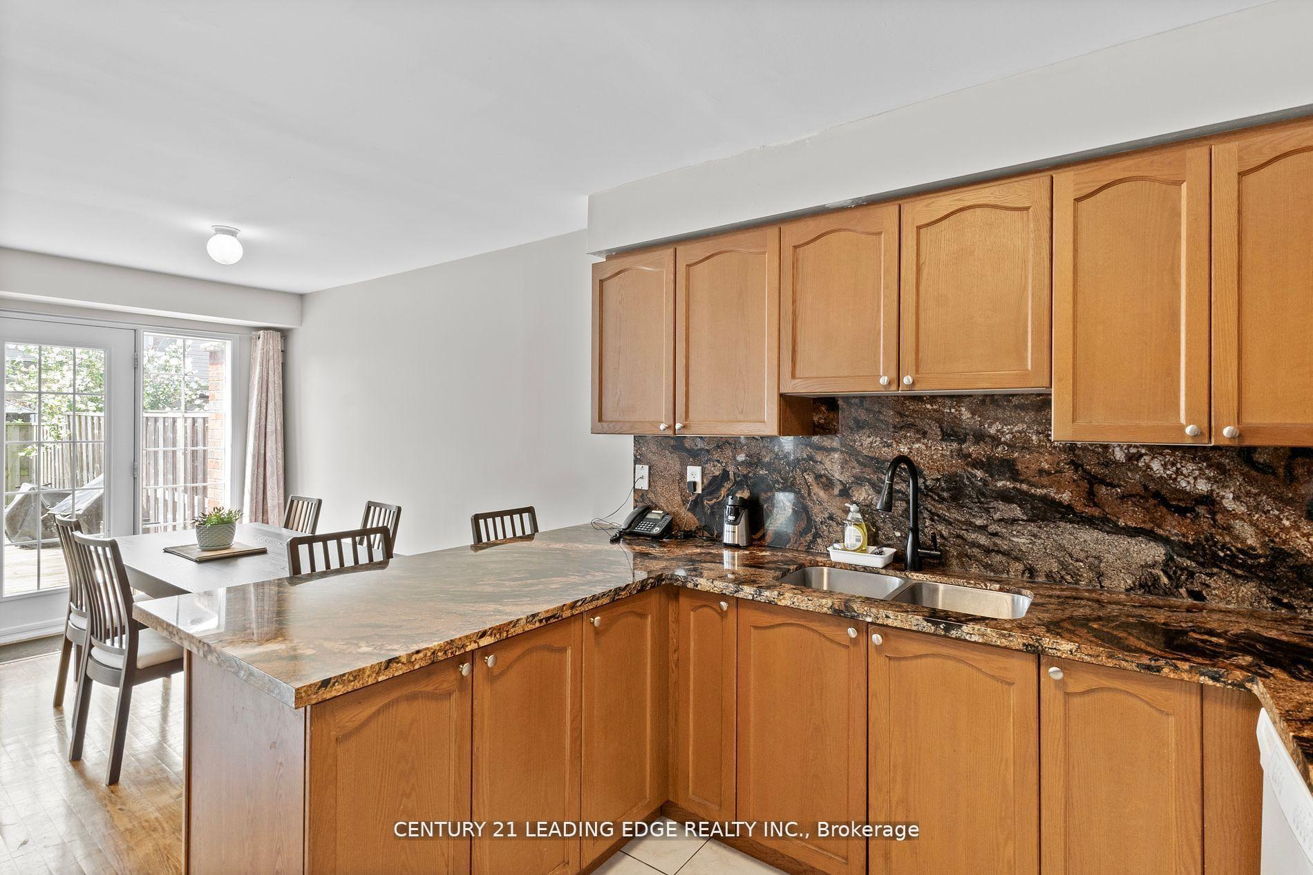 Photo 13 of 1 Delight Way, Whitby, Brooklin — HOMEH