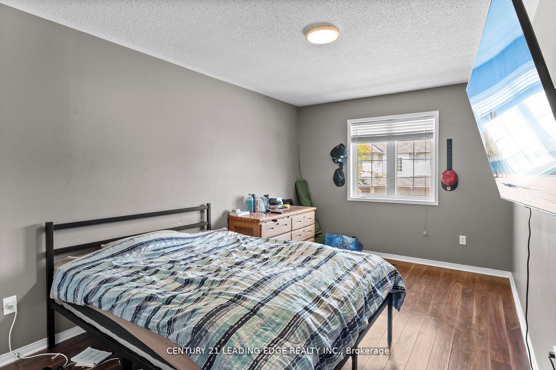 Photo 26 of 1 Delight Way, Whitby, Brooklin — HOMEH