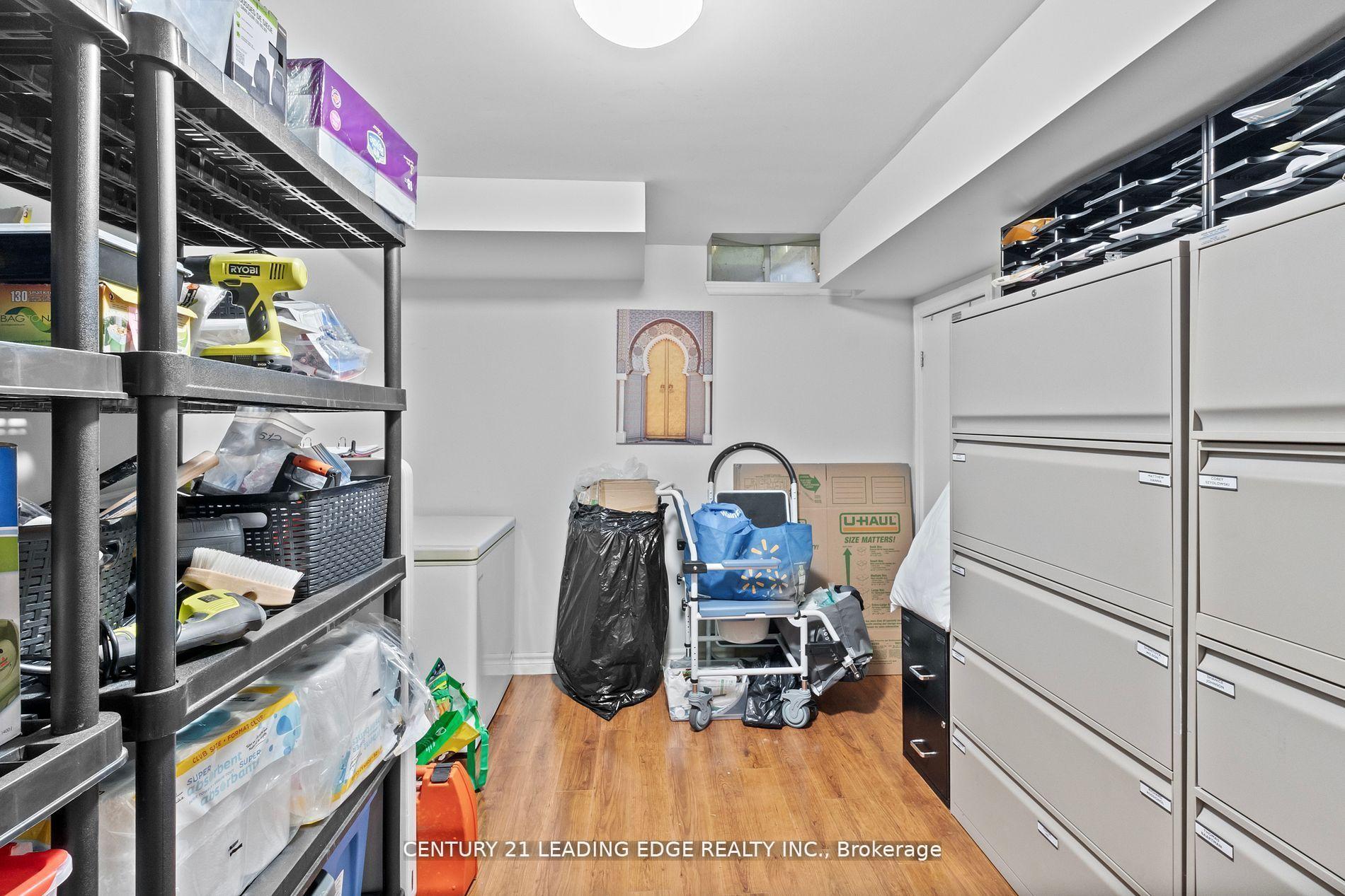 Photo 34 of 1 Delight Way, Whitby, Brooklin — HOMEH