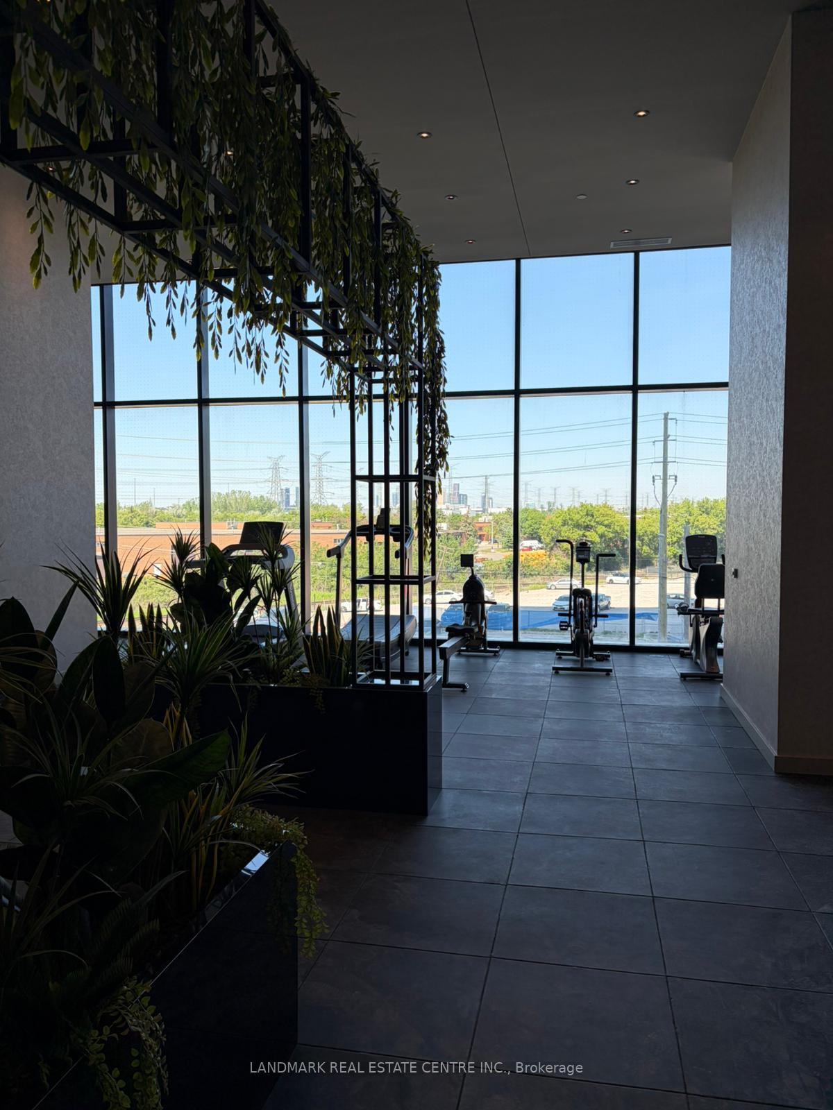 Photo 8 of Unit 212, 10 Flavelle Trail, Vaughan, Steeles West Industrial — HOMEH