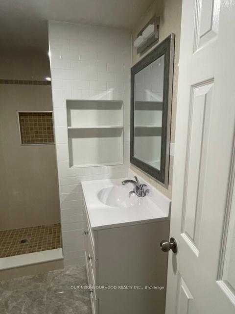Photo 12 of Unit B, 437 Fernhill Boulevard, Oshawa, McLaughlin — HOMEH