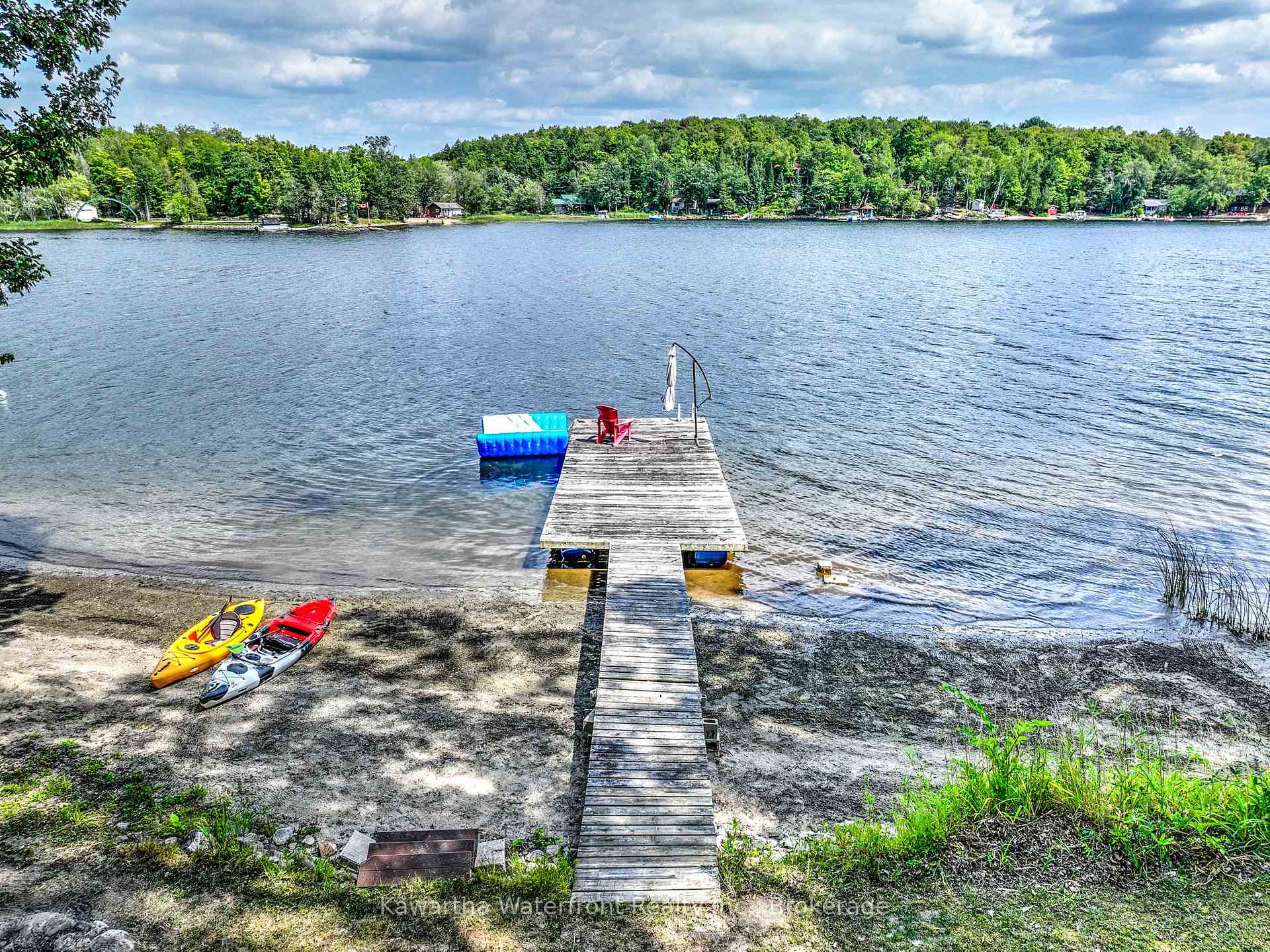 Photo 3 of 89 Shadow Lake 2 Road, Kawartha Lakes, Laxton/Digby/Longford — HOMEH