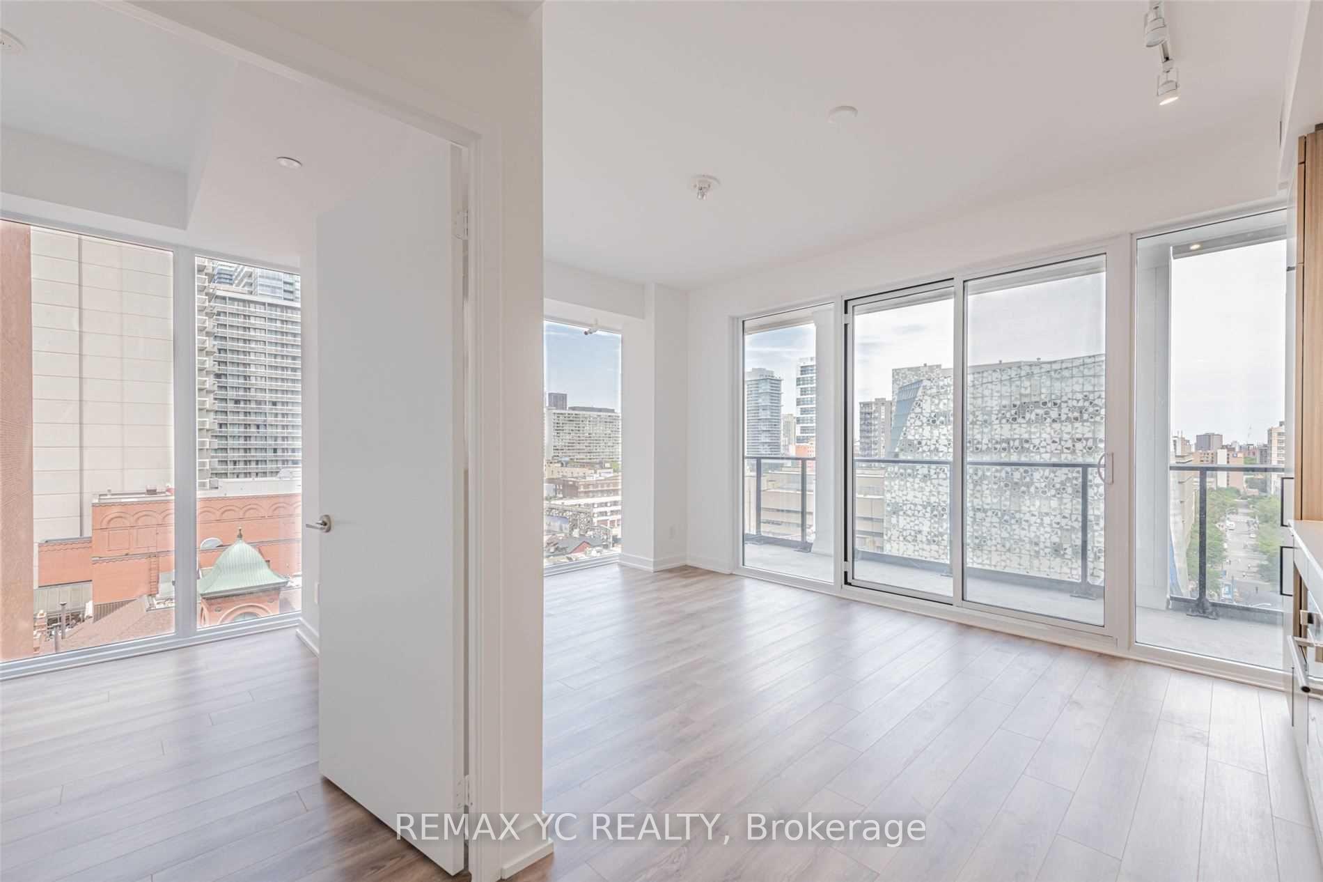 Photo 2 of Unit 717, 20 Edward Street, Toronto, Bay Street Corridor — HOMEH
