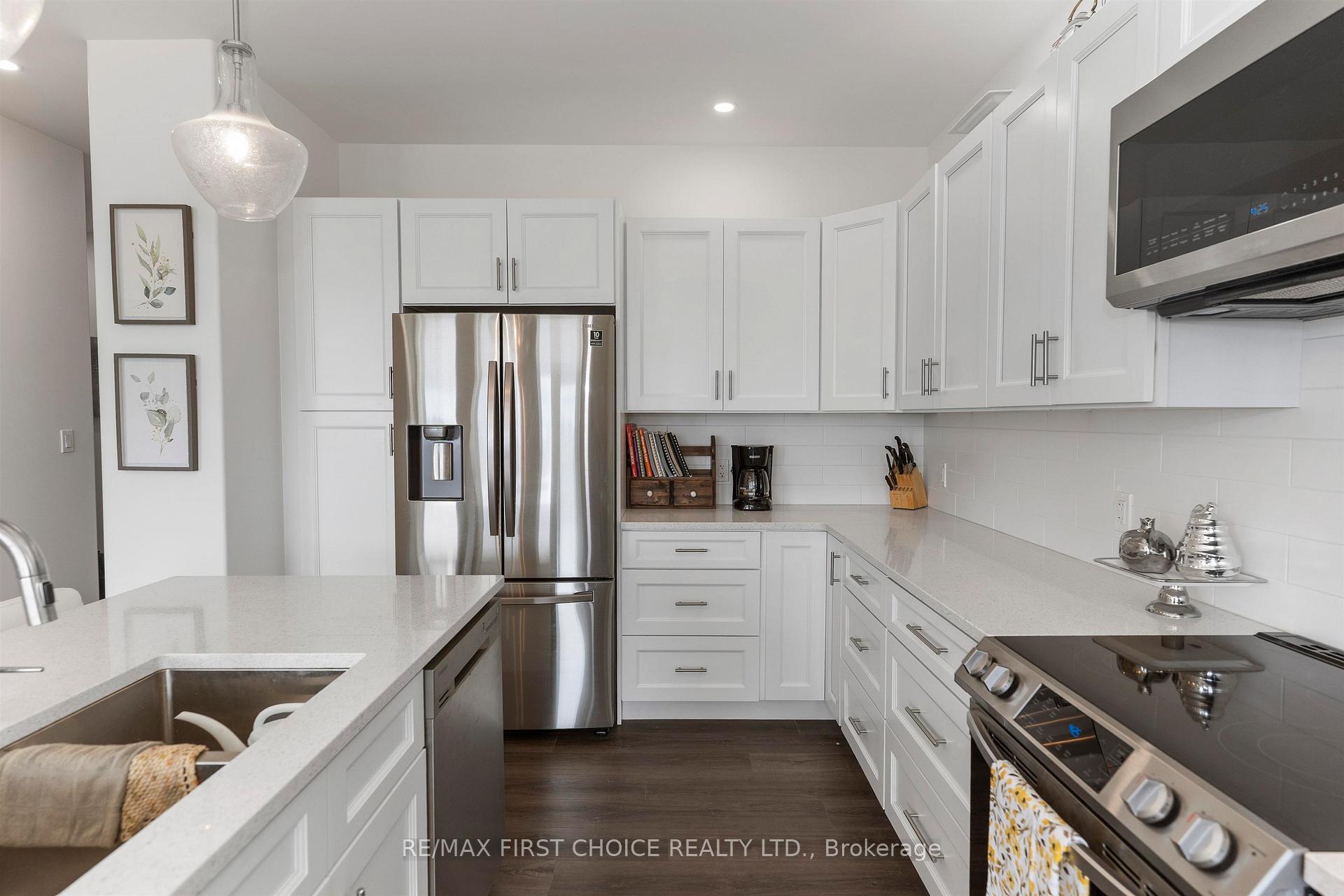 Photo 9 of Unit 3404, 96 High Street, Thunder Bay, College Heights — HOMEH