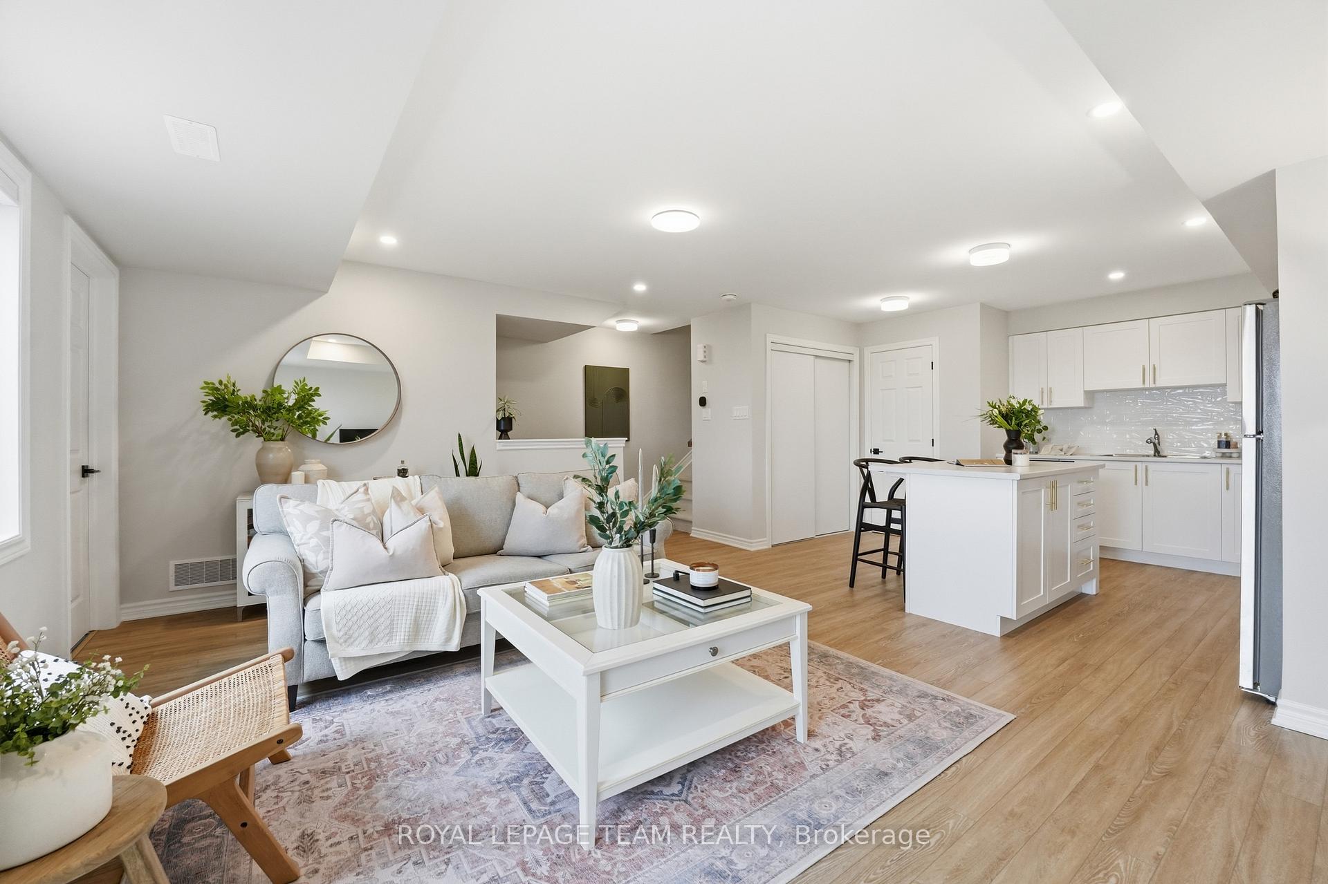 Photo 14 of 718 Lapland Private, Ottawa, Kanata - Emerald Meadows/Trailwest — HOMEH
