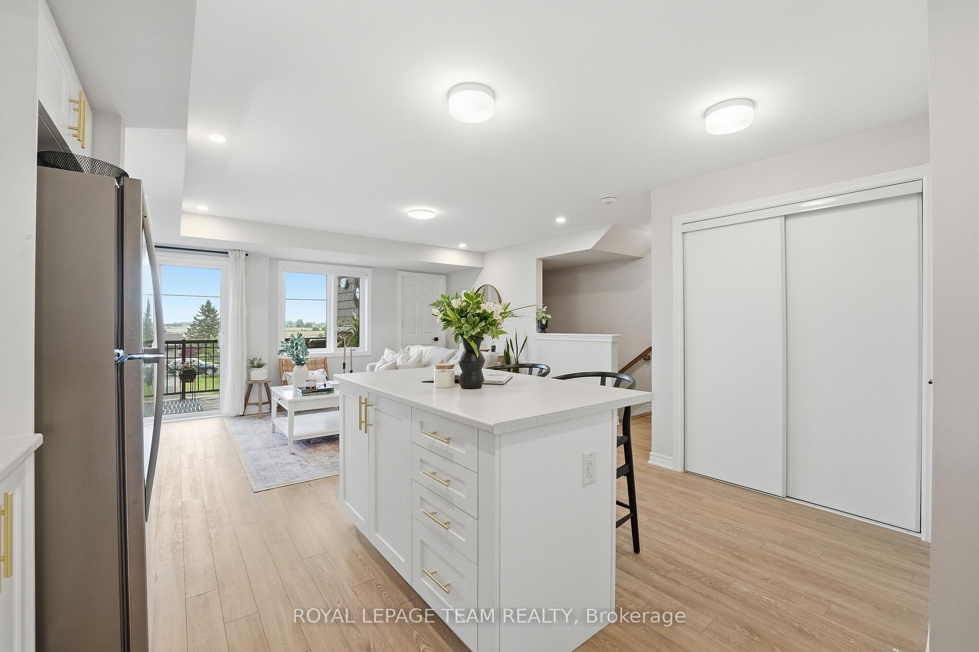 Photo 23 of 718 Lapland Private, Ottawa, Kanata - Emerald Meadows/Trailwest — HOMEH
