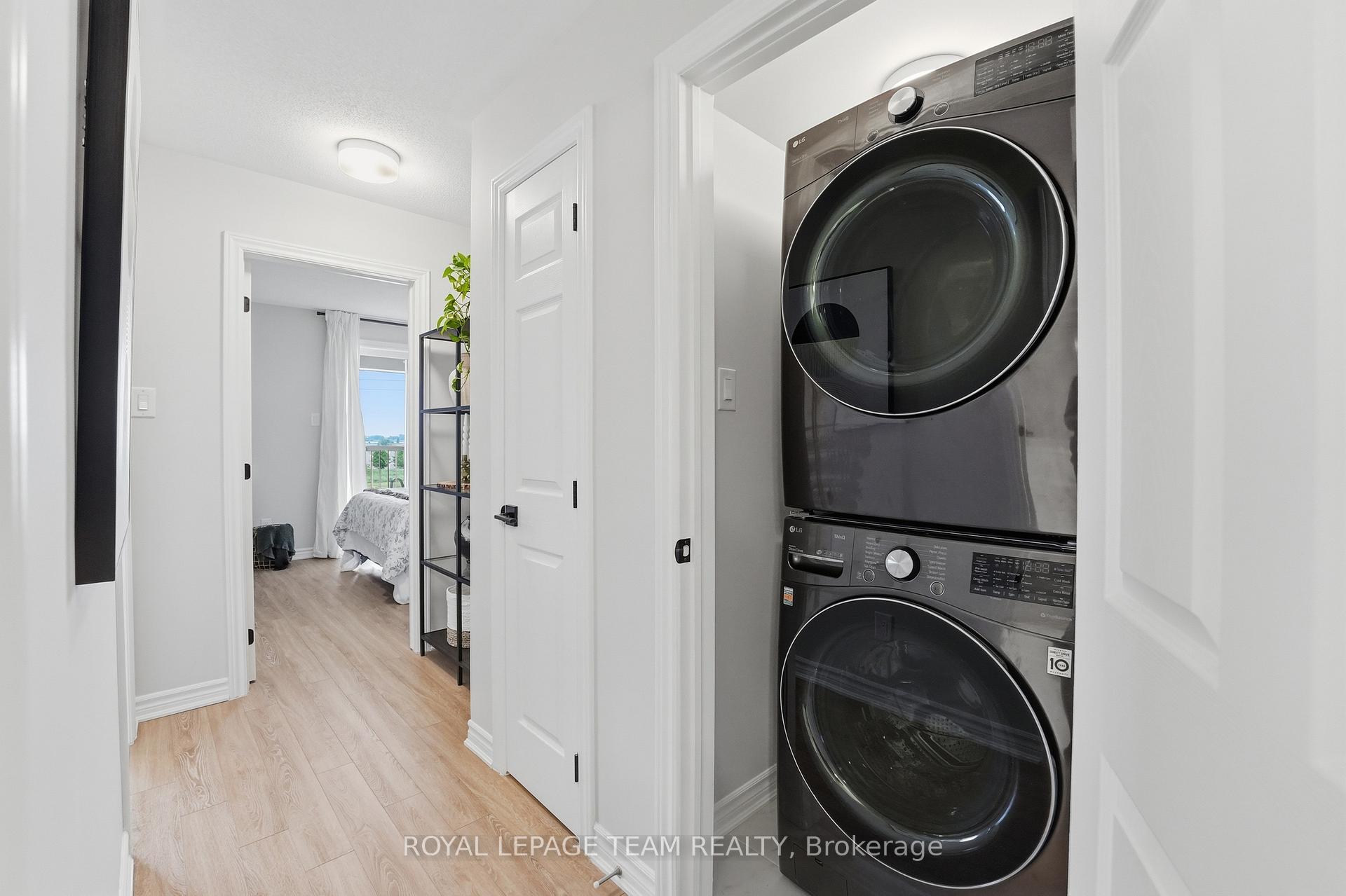 Photo 32 of 718 Lapland Private, Ottawa, Kanata - Emerald Meadows/Trailwest — HOMEH