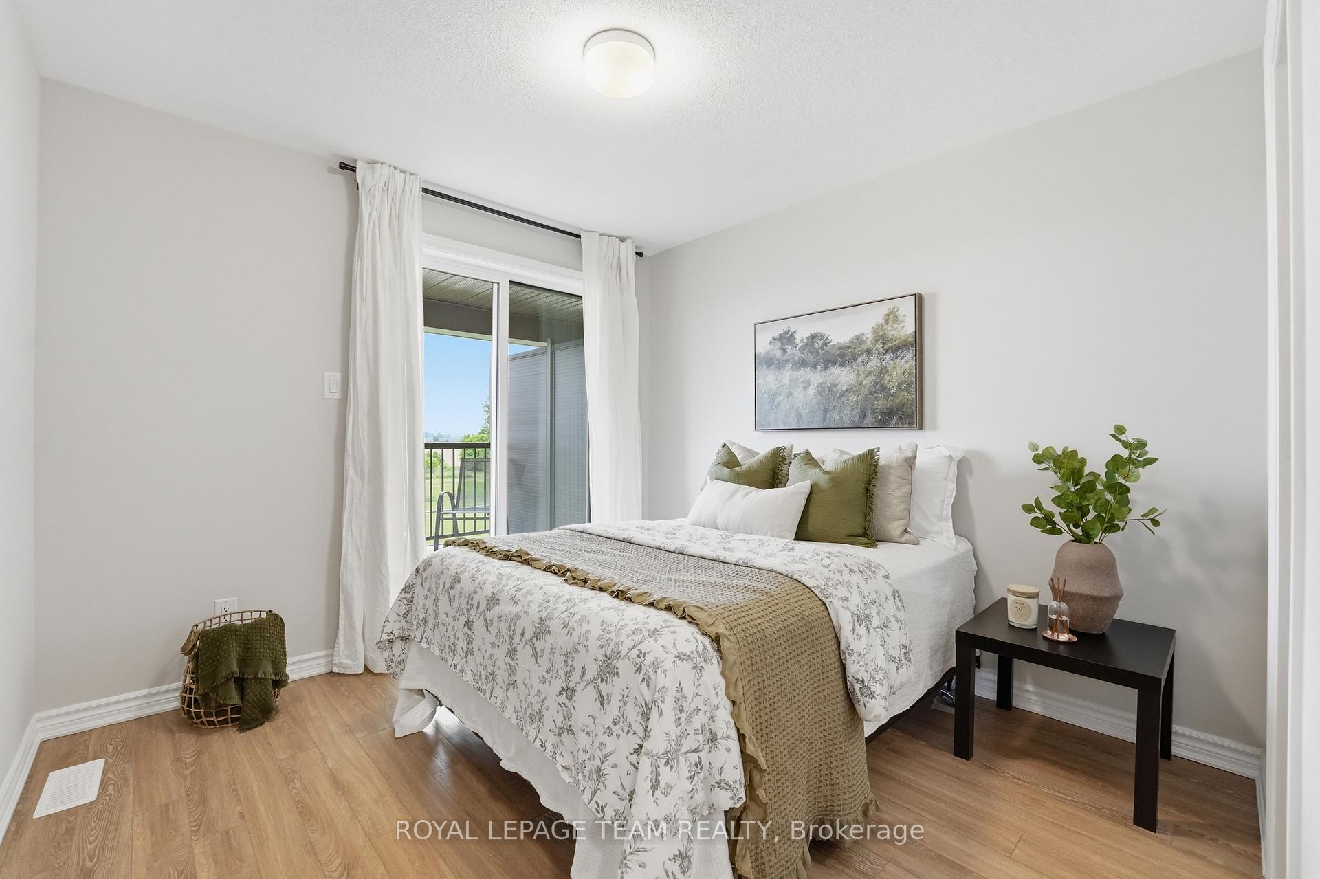 Photo 33 of 718 Lapland Private, Ottawa, Kanata - Emerald Meadows/Trailwest — HOMEH