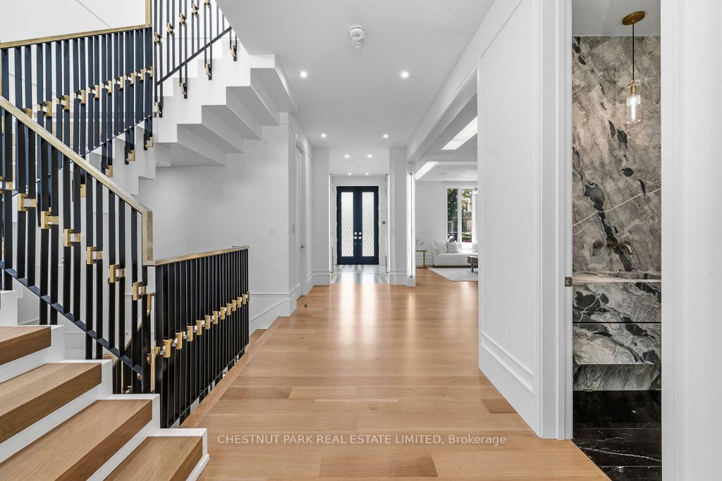 Photo 5 of 258 Cortleigh Boulevard, Toronto, Lawrence Park South — HOMEH