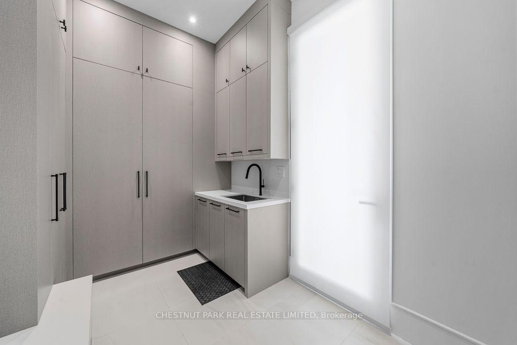 Photo 6 of 258 Cortleigh Boulevard, Toronto, Lawrence Park South — HOMEH