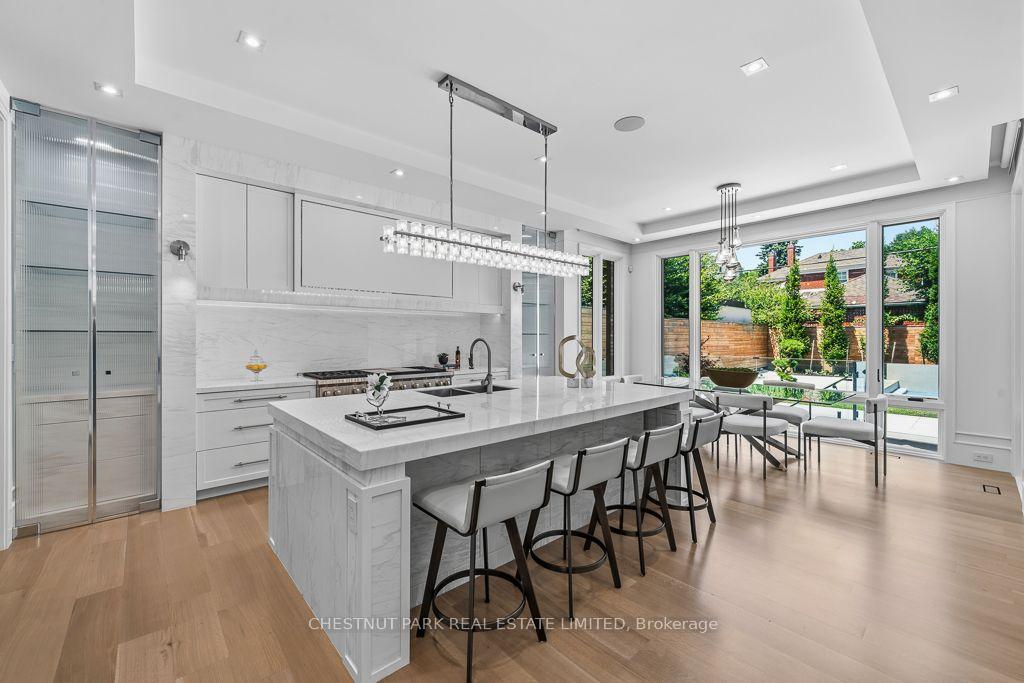 Photo 8 of 258 Cortleigh Boulevard, Toronto, Lawrence Park South — HOMEH