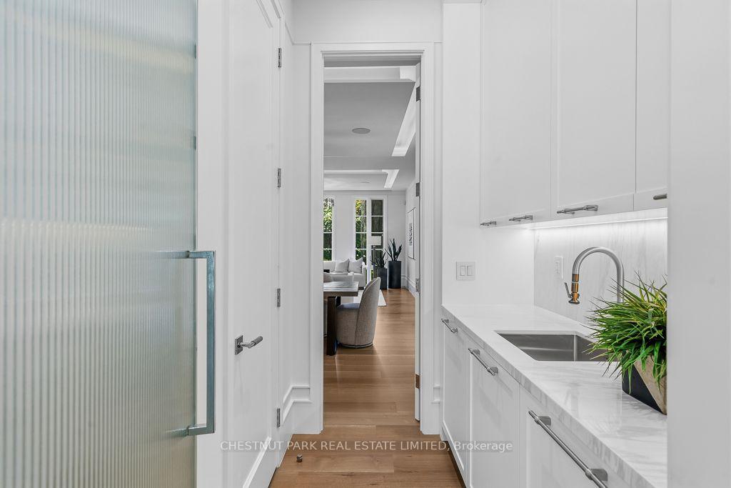 Photo 11 of 258 Cortleigh Boulevard, Toronto, Lawrence Park South — HOMEH