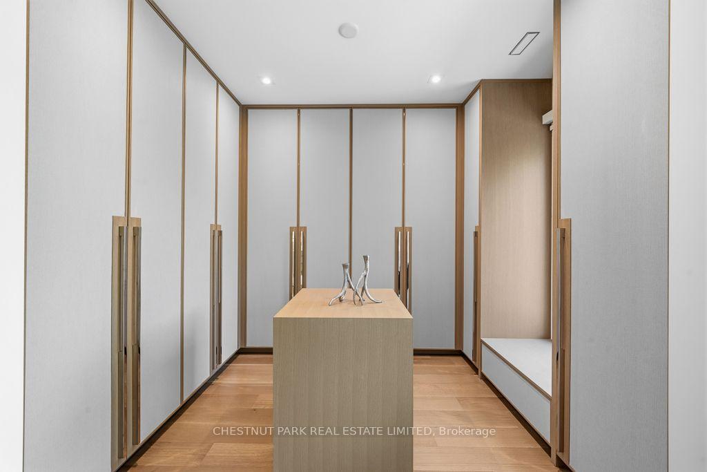 Photo 25 of 258 Cortleigh Boulevard, Toronto, Lawrence Park South — HOMEH