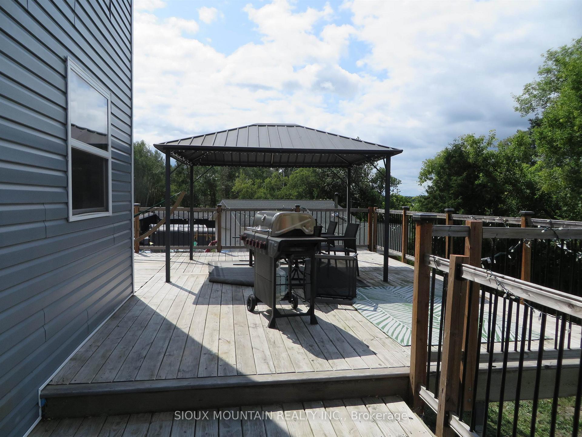 Photo 17 of 1 First Street, Sioux Lookout — HOMEH