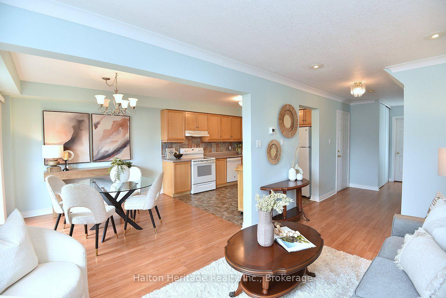 Photo 7 of Unit 18, 12 Whitedeer Road, Hamilton, Stoney Creek Mountain — HOMEH
