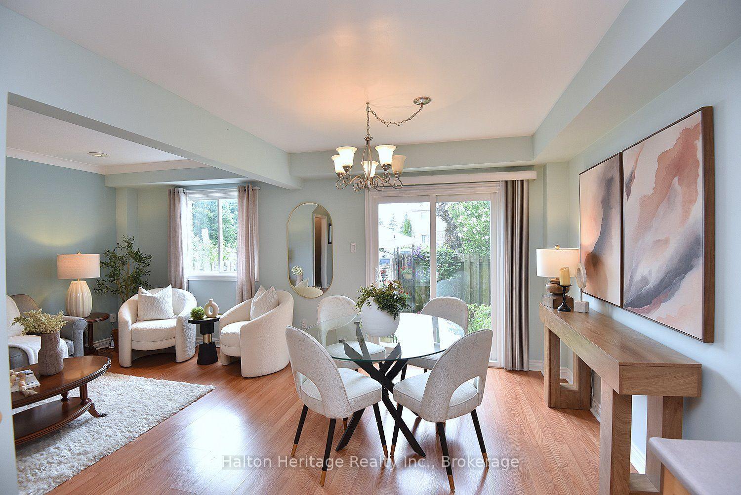 Photo 13 of Unit 18, 12 Whitedeer Road, Hamilton, Stoney Creek Mountain — HOMEH
