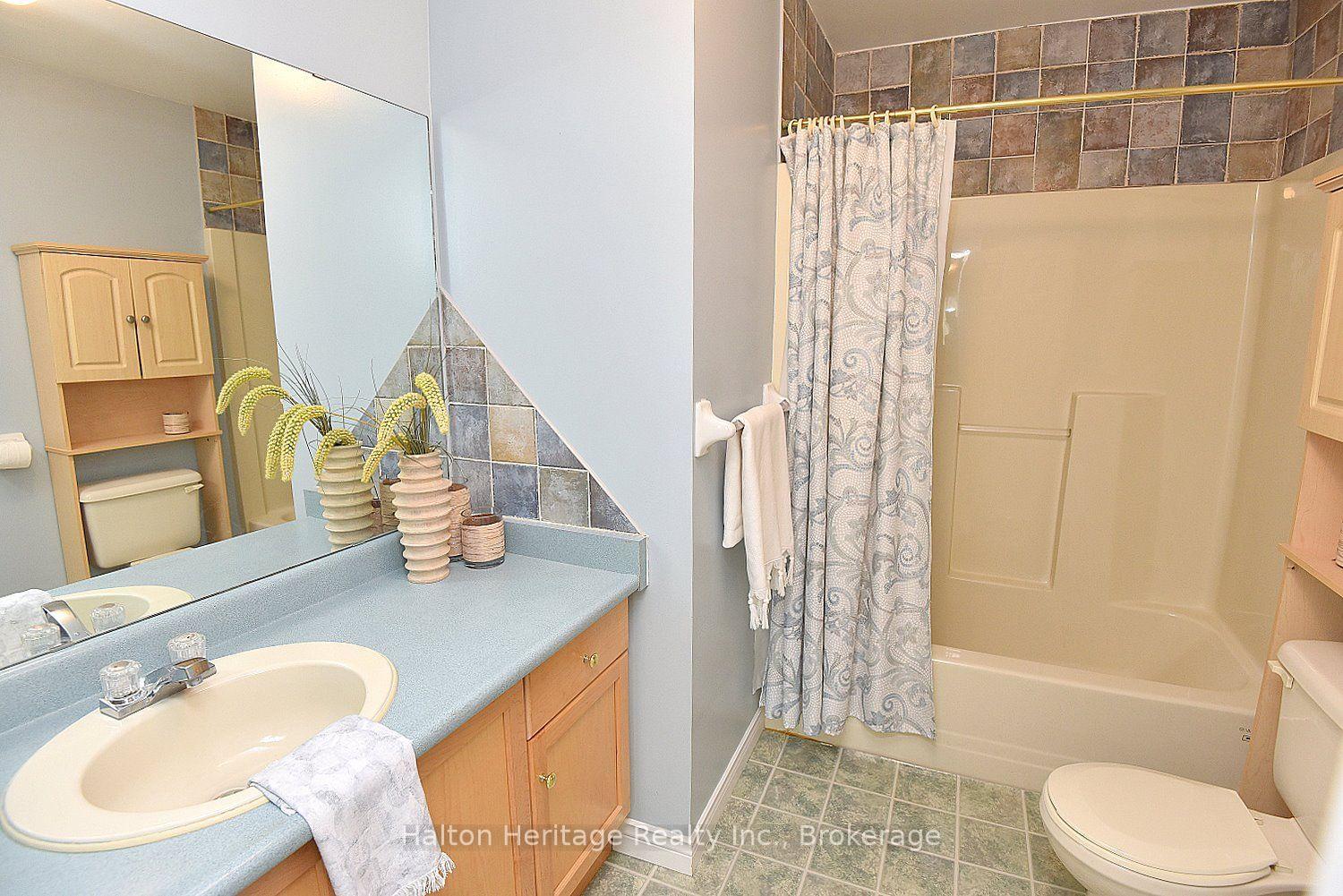 Photo 27 of Unit 18, 12 Whitedeer Road, Hamilton, Stoney Creek Mountain — HOMEH