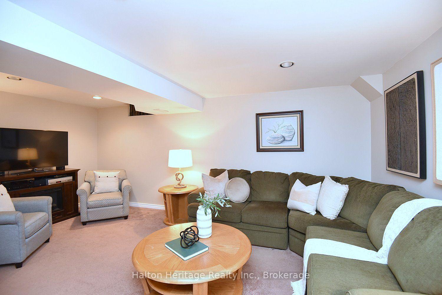 Photo 30 of Unit 18, 12 Whitedeer Road, Hamilton, Stoney Creek Mountain — HOMEH