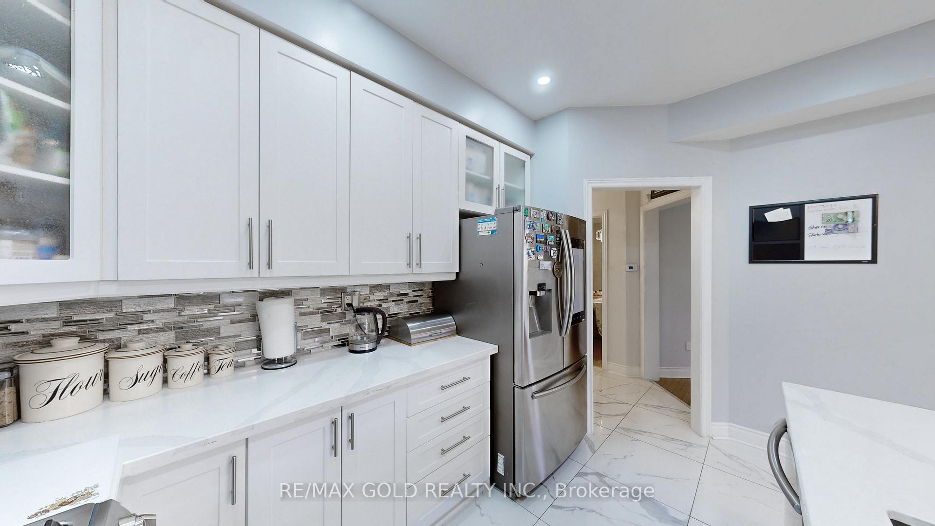 Photo 9 of 64 Prue Court, Brampton, Vales of Castlemore — HOMEH