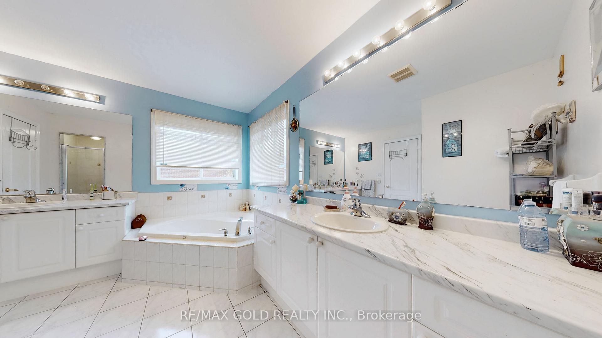 Photo 18 of 64 Prue Court, Brampton, Vales of Castlemore — HOMEH