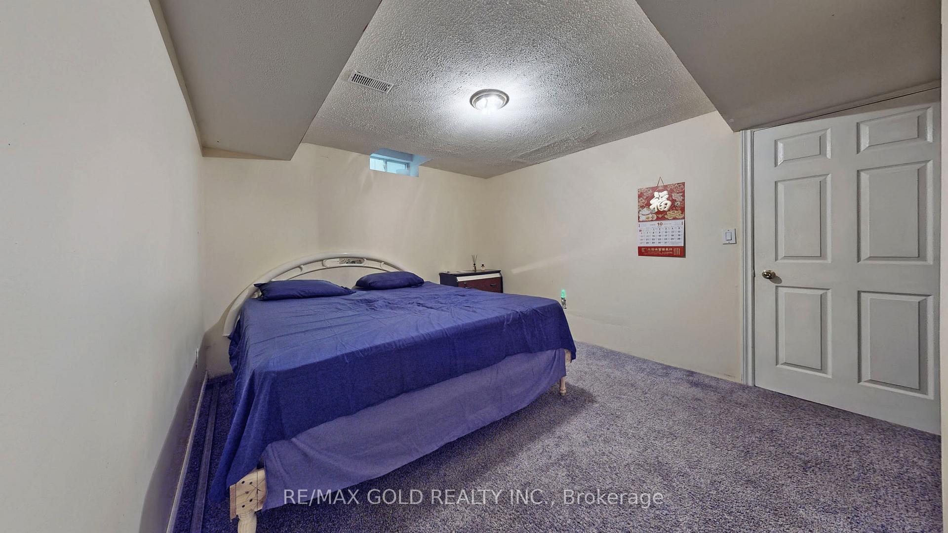 Photo 30 of 64 Prue Court, Brampton, Vales of Castlemore — HOMEH