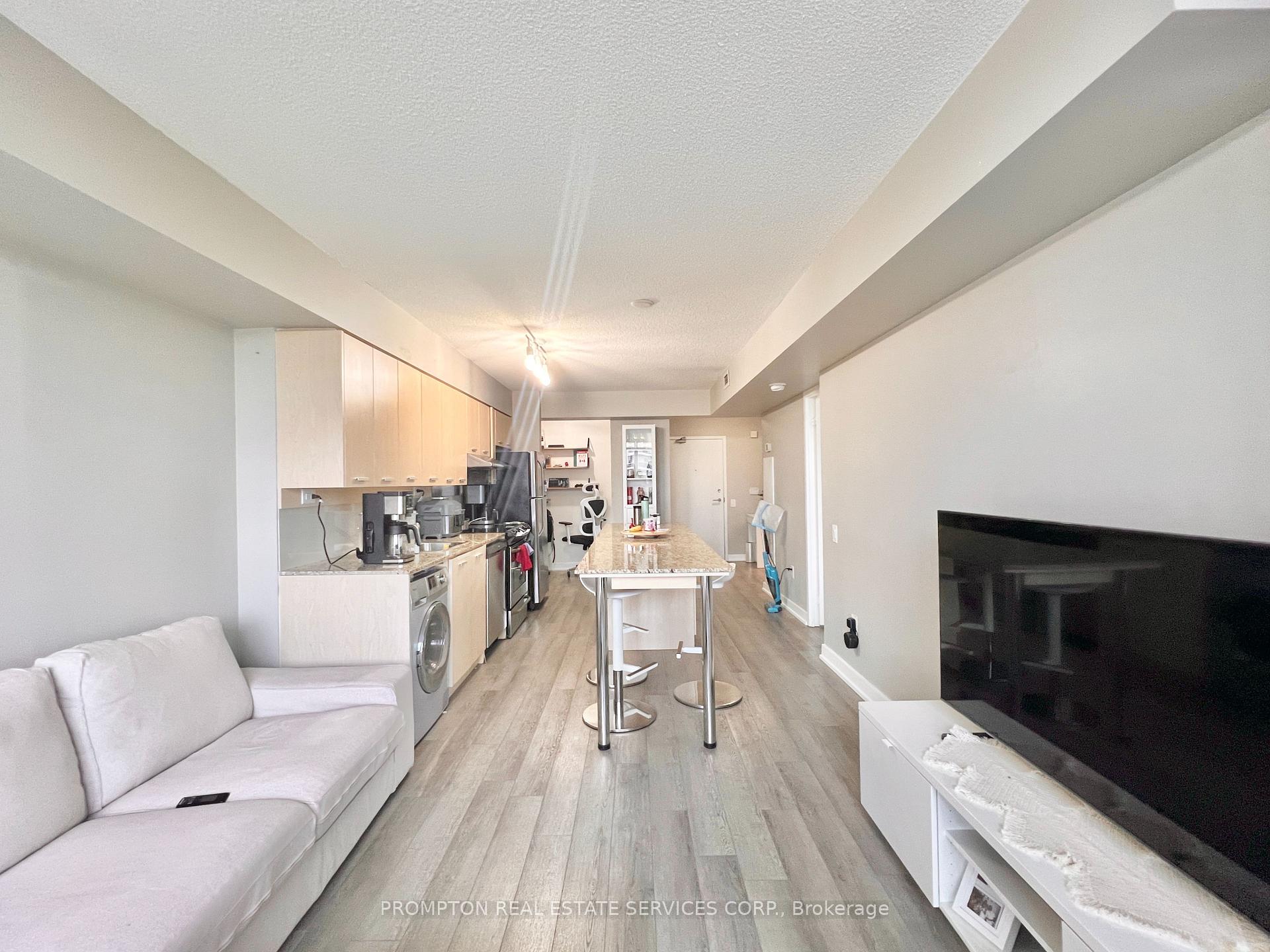 Photo 9 of Unit 710, 29 Singer Court, North York, Bayview Village — HOMEH