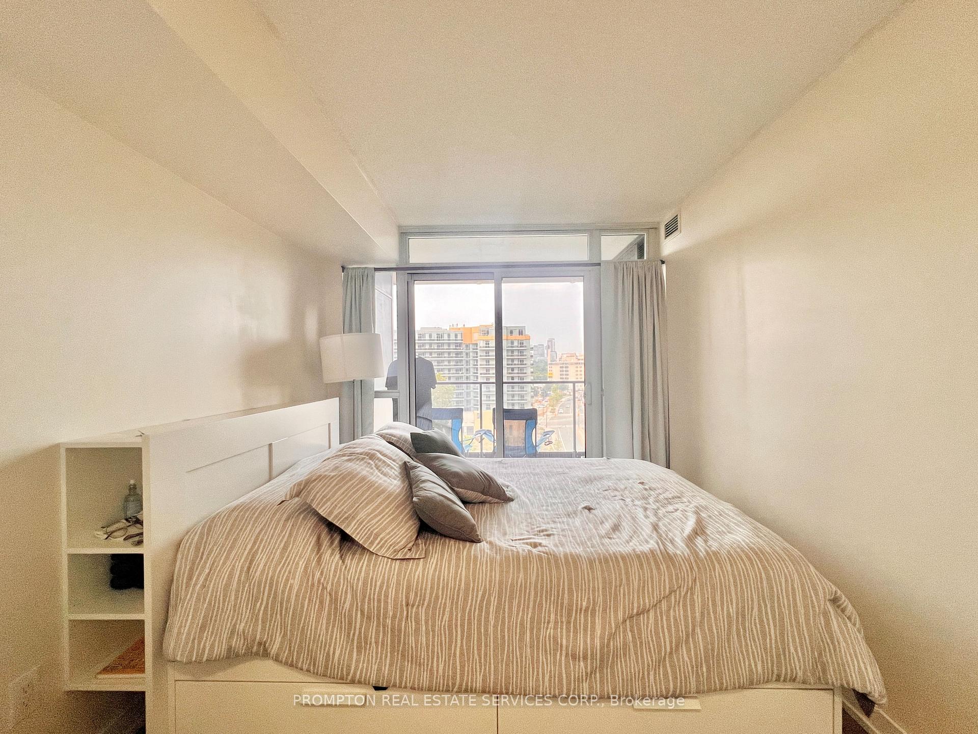 Photo 15 of Unit 710, 29 Singer Court, North York, Bayview Village — HOMEH