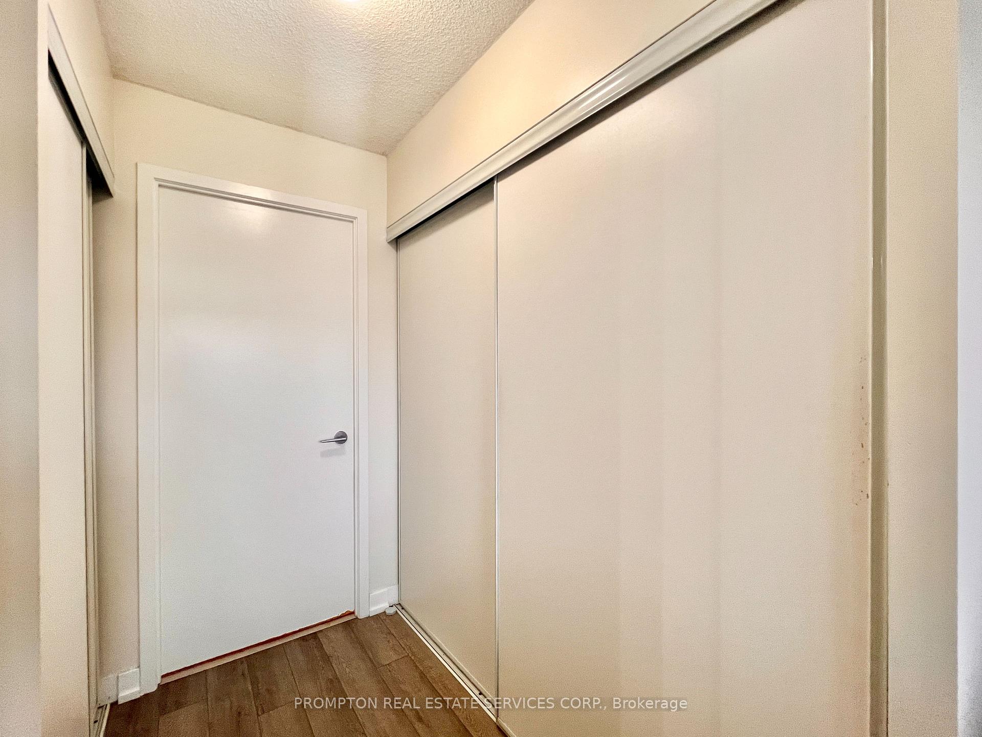 Photo 14 of Unit 710, 29 Singer Court, North York, Bayview Village — HOMEH