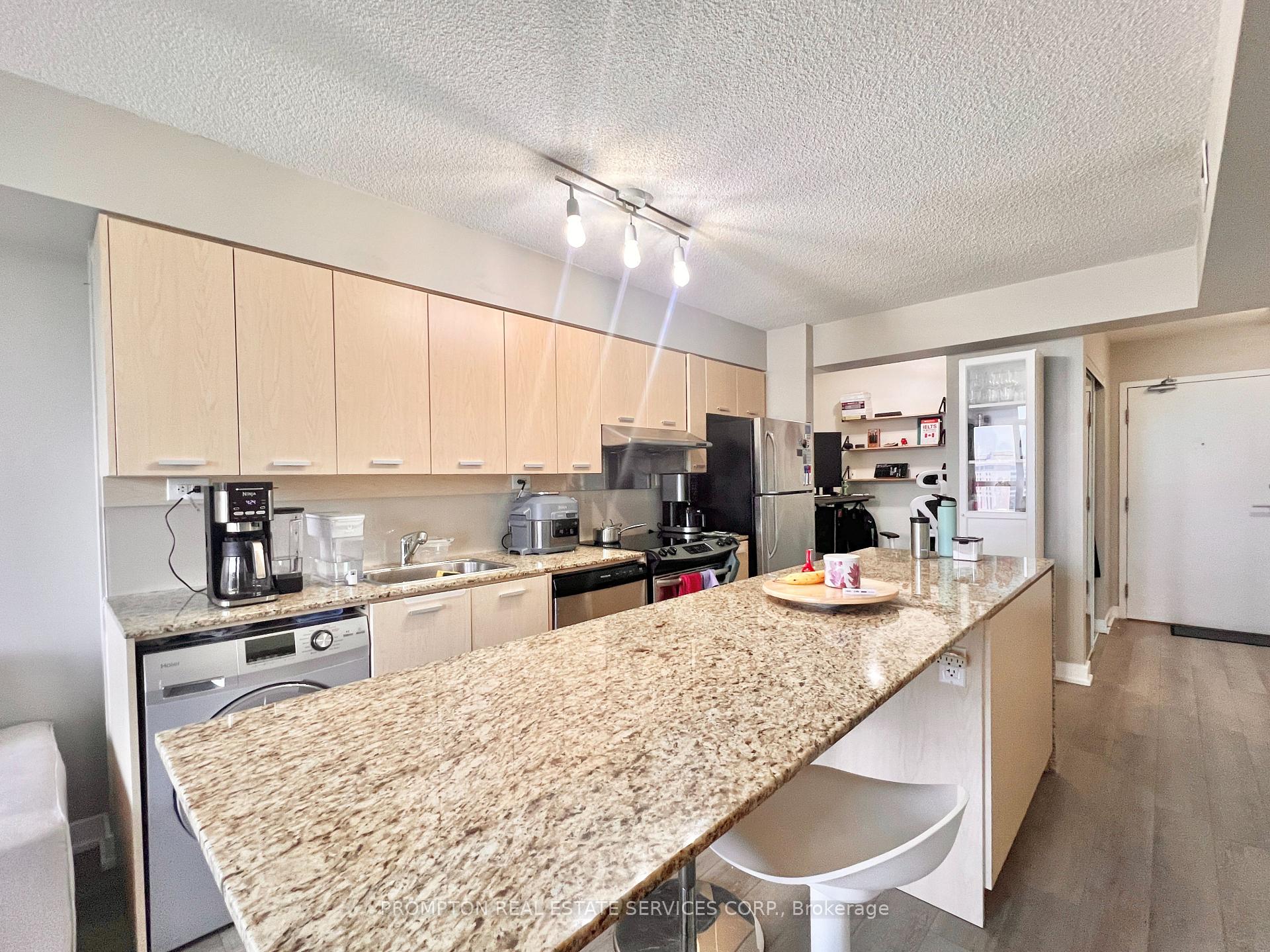 Photo 17 of Unit 710, 29 Singer Court, North York, Bayview Village — HOMEH